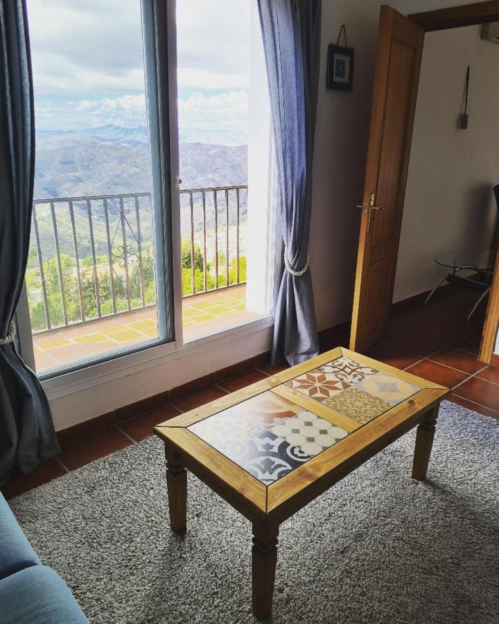 Lovely 2 Bed Apartment With Stunning Views & Pool Cómpeta Eksteriør billede