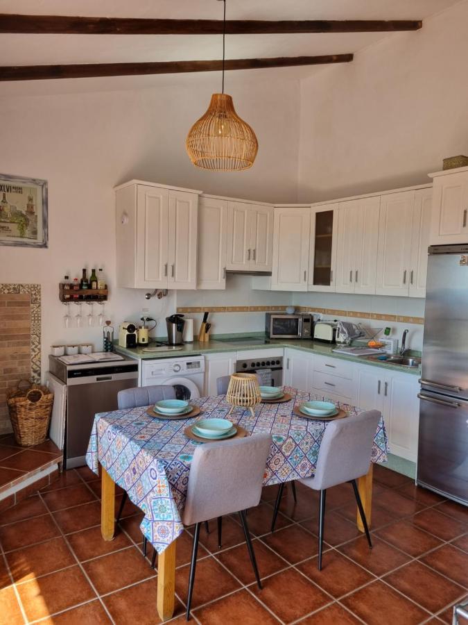 Lovely 2 Bed Apartment With Stunning Views & Pool Cómpeta Eksteriør billede